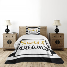 Vintage Lettering Line Bedspread Set