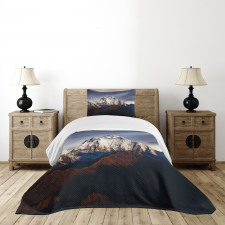 Panoramic Dhaulagiri Bedspread Set