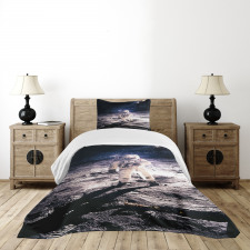 Astronaut on the Moon Bedspread Set