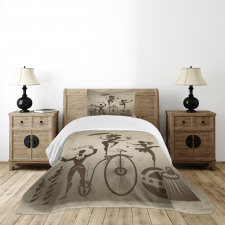 Acrobats and Magician Bedspread Set