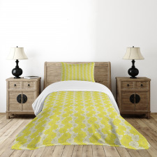 Bicolor Floral Design Bedspread Set