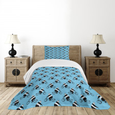 Panda on Bicycle Bedspread Set