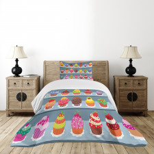 Multilayered Muffin Bedspread Set