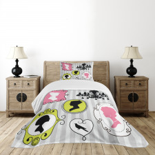 Portrait Frames Bedspread Set