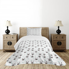 Cow Heads Chewing Grass Bedspread Set