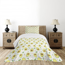 Graphic Avocado Pattern Bedspread Set