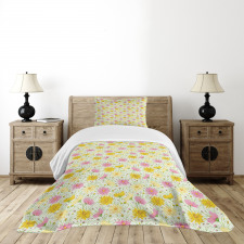 Summer Blossoms Field Bedspread Set