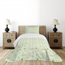 Colorful Stars on Pale Green Bedspread Set