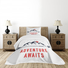 Mountains and Moon Bedspread Set