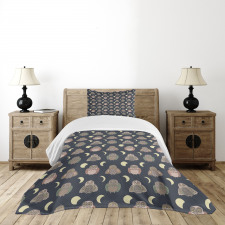 Abstract Owls and Crescent Bedspread Set