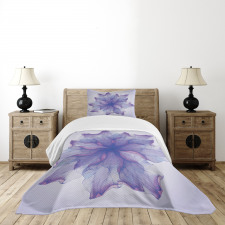 Blossoming Petals Pattern Bedspread Set