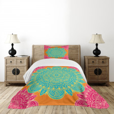 Blossoming Flower Pattern Bedspread Set