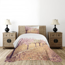 Pastel Idyllic Motif Bedspread Set