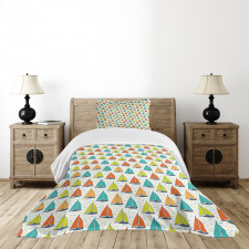 Colorful Windboats on Sea Bedspread Set