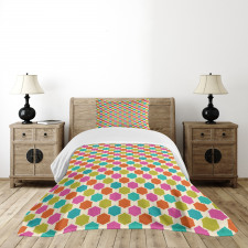 Oval Honeycomb Pattern Bedspread Set