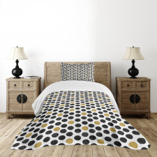 Grungy and Glamour Rounds Bedspread Set