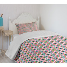 Retro Look Abstract Motif Art Bedspread Set