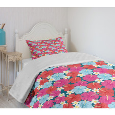 Vivid Tones Hibiscus Flowers Bedspread Set