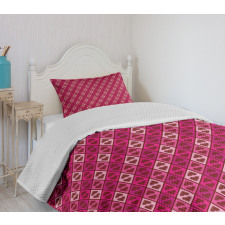 Feminine Sketchy Hearts Bedspread Set