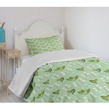 Dragonflies and Campanulas Bedspread Set