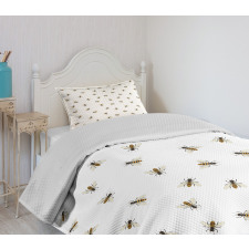 Flying Insects Pattern Bedspread Set