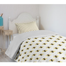 Silhouettes on Hexagons Bedspread Set