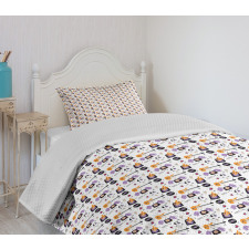 Repeating Music Bedspread Set