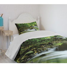 Tropic Mountain Stream Bedspread Set
