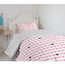 Symmetry Bedspread Set