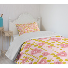 Modern Rhythmic Hearts Bedspread Set