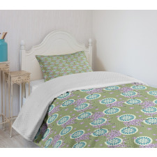 Ornate Round Spring Flower Bedspread Set