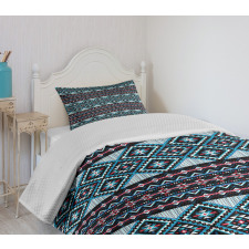 Geometric Triangles Ornate Bedspread Set