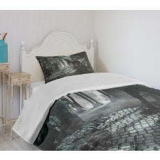 Moon View in Scary Dark Bedspread Set