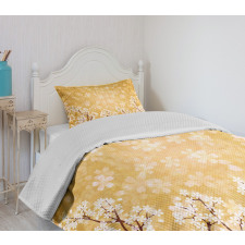 Trees Blossom in Spring Bedspread Set