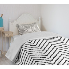 Zig Zag Triangle Print Bedspread Set