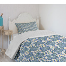 Repeating Form Bedspread Set