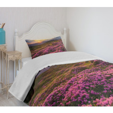 Flower Meadow Mountain Bedspread Set