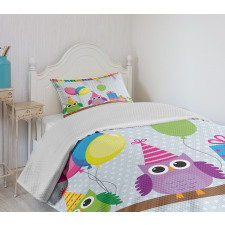 Cartoon Owl at Party Bedspread Set