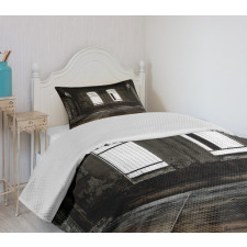 Wrecked Walls Bedspread Set