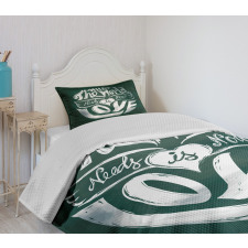 Grunge Art Words Circle Bedspread Set