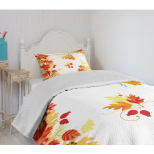 Tree Leaves and Berries Bedspread Set