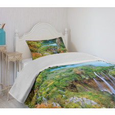 Scenic Fall Valley Lakes Bedspread Set