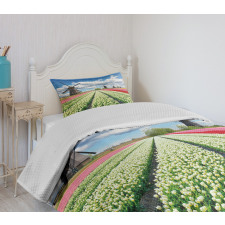 Vivid Farmland Scenic Bedspread Set