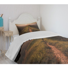 Road Cliff Sun Hike Bedspread Set