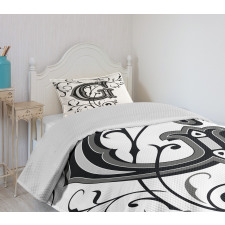 G Font Bedspread Set