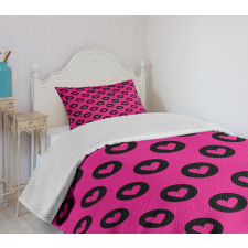 Hearts Big Black Spots Bedspread Set