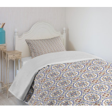 Ornate Western Motif Bedspread Set