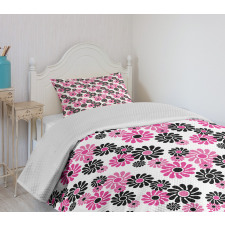 Old Fashioned Blooming Bedspread Set
