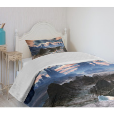 Rock Towers Alien World Bedspread Set