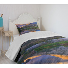 Idyllic Peak Bedspread Set